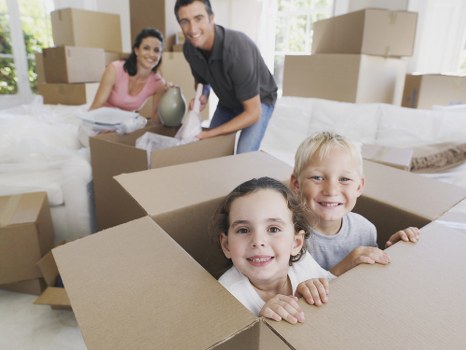 Flat removal service with careful access management in Chiswick