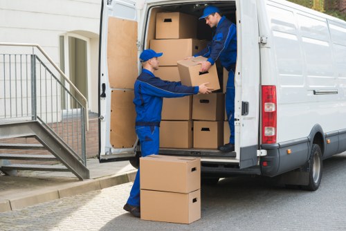 Local moving truck hire in Chiswick for residential and commercial moves