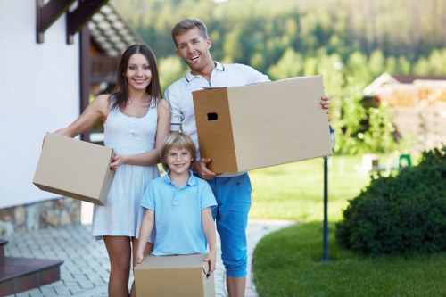 Flexible removal van loading boxes and furniture in Chiswick