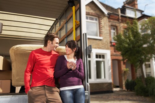 Local removals van serving residential and business customers in Chiswick